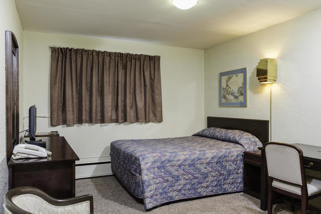 The Cavalier Inn Winnipeg Phòng bức ảnh